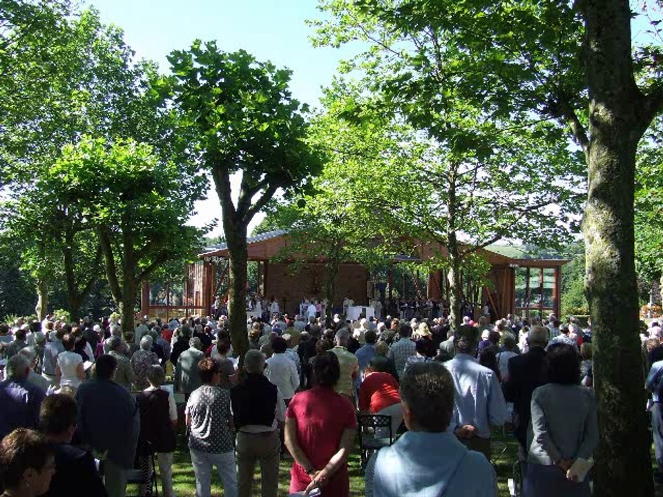 Montage fait en remerciement de la présence des soeurs au sanctuaire marial Notre Dame de Toute Aide