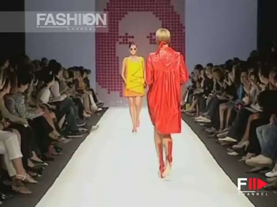 "Agatha Ruiz de la Prada" Spring Summer 2008 Pret a Porter Milan 1 of 4 by Fashion Channel