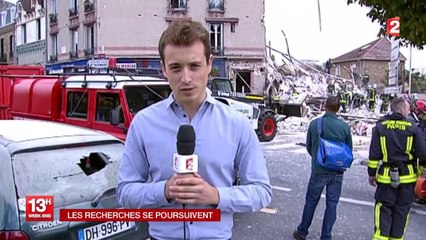 Tải video: Effondrement d'un immeuble à Rosny : au moins deux morts, les pompiers fouillent les décombres