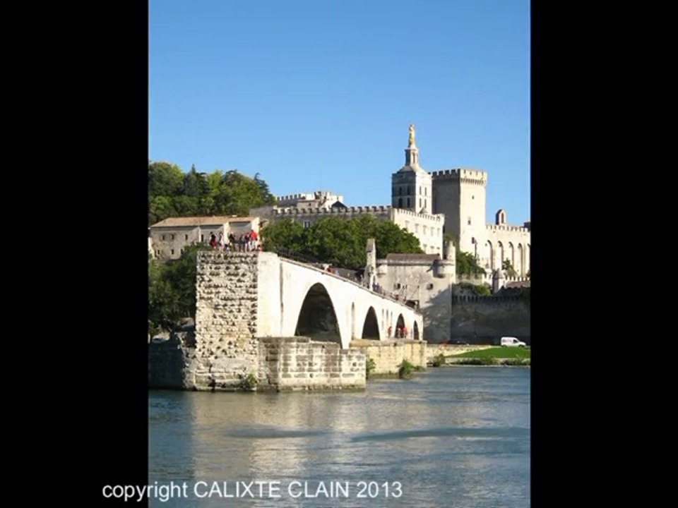 le pont d'AVIGNON (the bridge of AVIGNON)