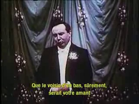 Mayol (1906)chante: À la cabane bambou & Questions indiscrètes