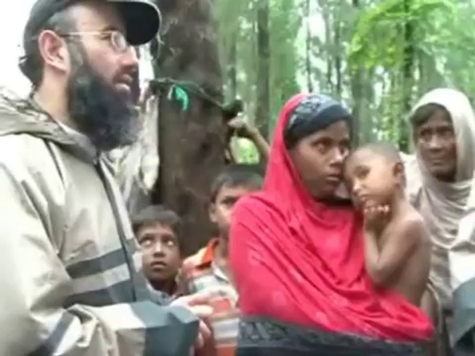 تقرير مؤثر ..  زيارة الشيخ نبيل العوضي إلى مسلمي بورما