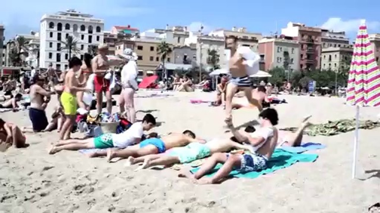 Papalosphy does Baywatch