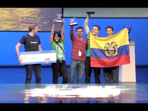Ecuatorianos galardonados por su creatividad por Facebook