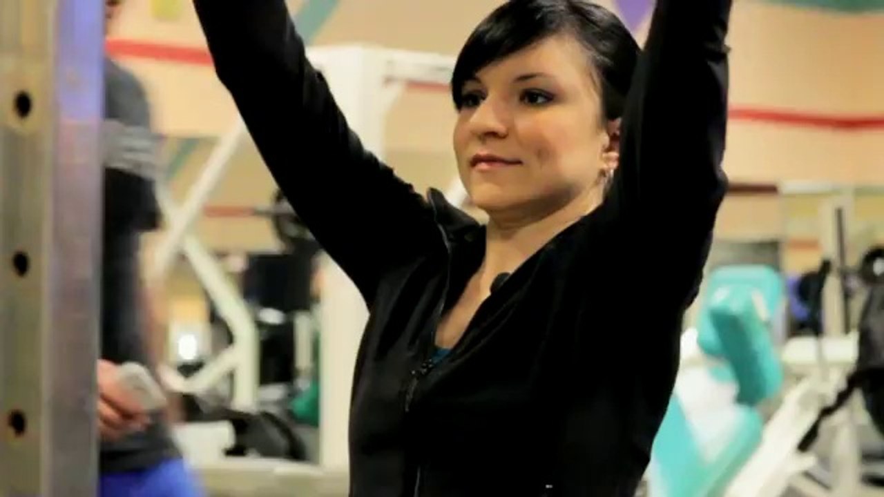 Lateral Pull-Downs vs. Pull-Ups _ Exercising & Stretching