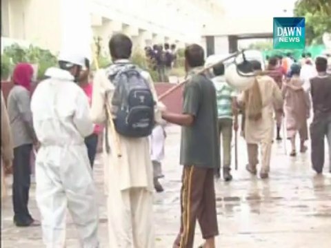 Islamabad: protesters storm PTV headquarters