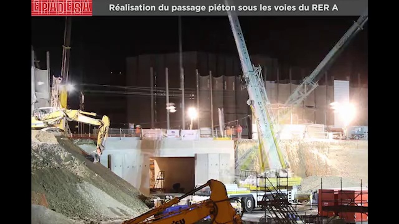 Ripage d'un cadre souterrain en béton sousles voies du RER A à Nanterre