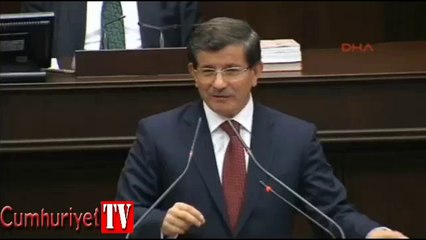 'İlk defa onurla bir cumhurbaşkanı bir cumhurbaşkanına yüce bayrağı teslim etti'