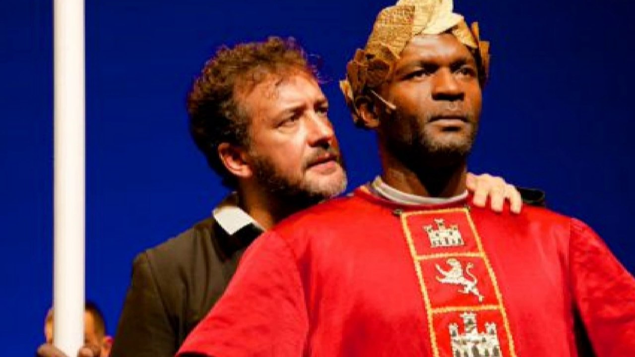 Cumpleaños Feliz - Jose Luis Garcia Perez (Theatre Career)