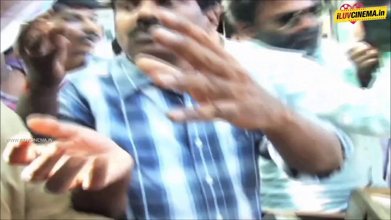 Parthiban Sir Raid For Pirated dvd's In Bazaar Part1