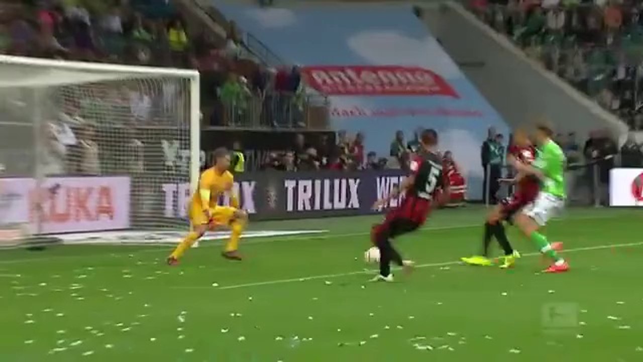Football - Junior Malanda rate (encore) le cadre
