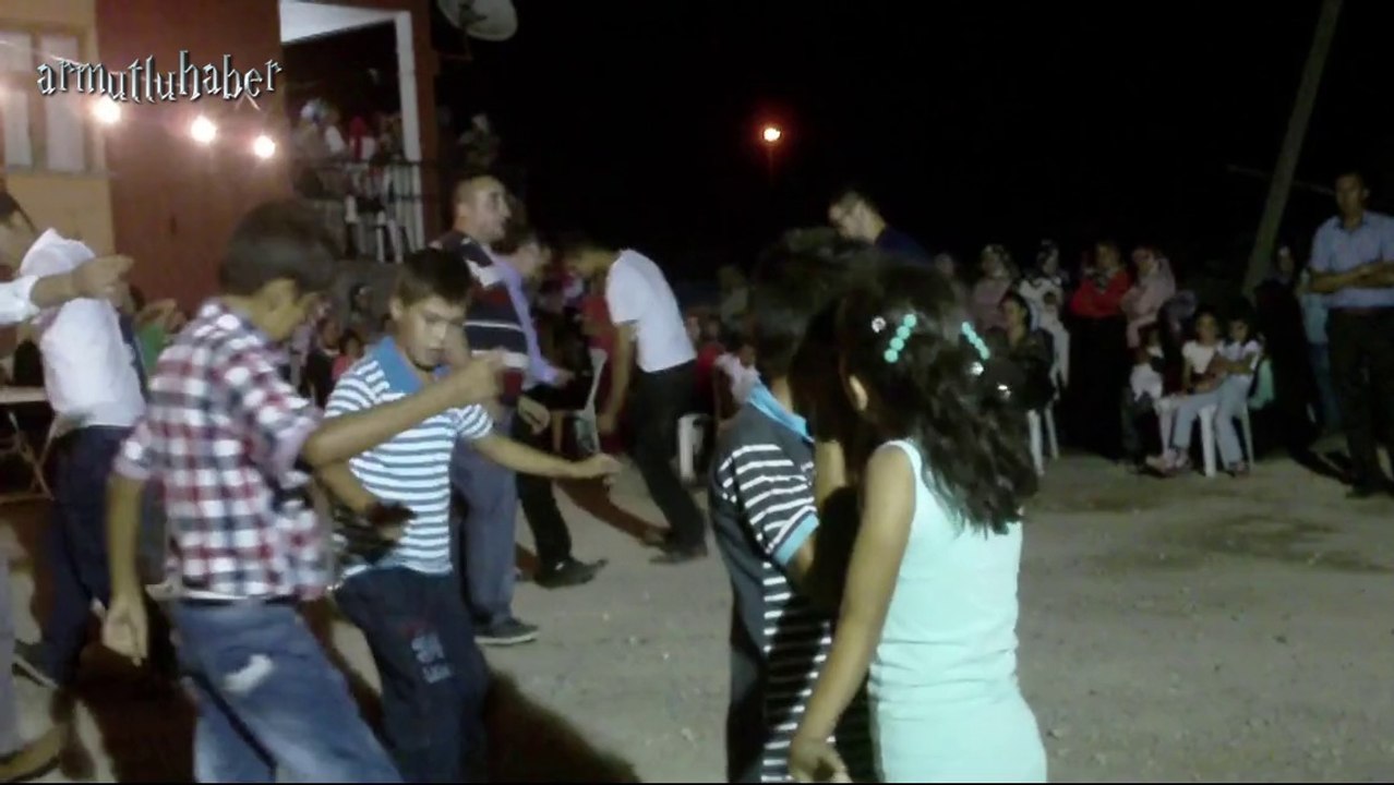 TUĞBA İLE RIZA KINAerkeklerin oyunu_