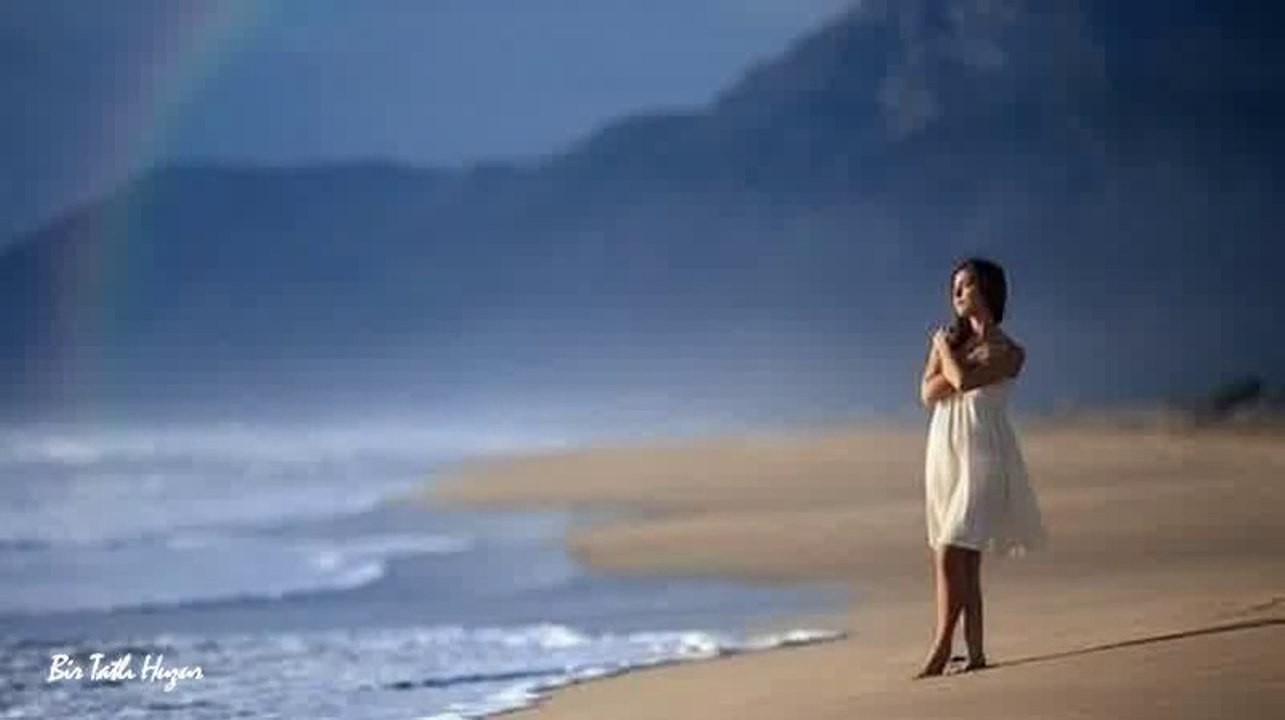 Gönül Akkor - Gel ey nazlı güzel gel bana can ver gülüşünle