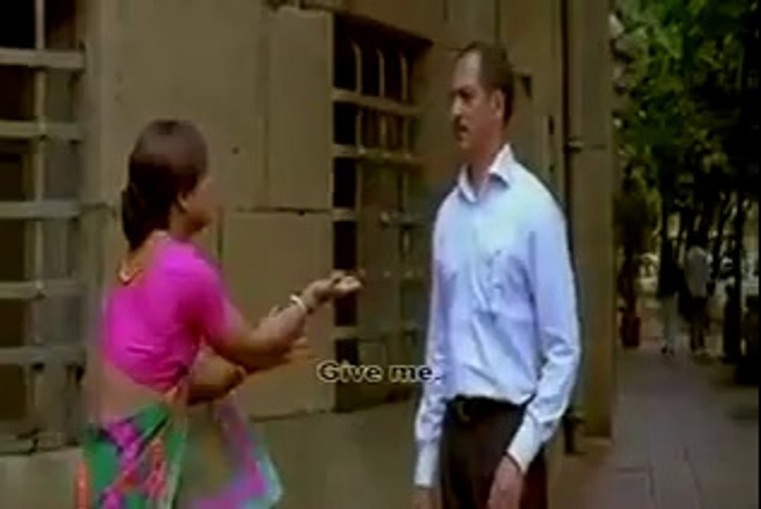 A Funny Action Reply to a funny Indian women