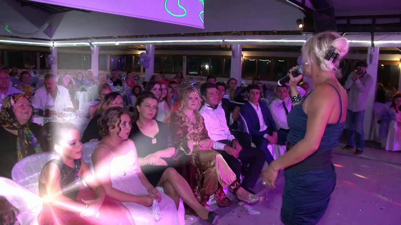 ZEYNEP - Bu Aşk Böyle Bitemez