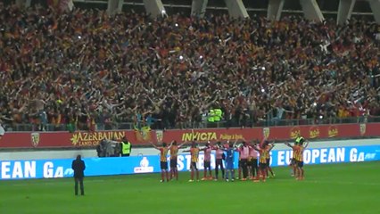 LA COMMUNION DES JOUEURS LENSOIS AVEC LEURS SUPPORTERS