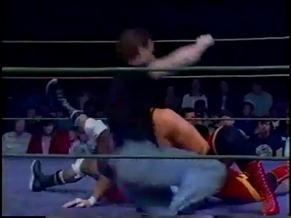 Master of Pain vs David Johnson