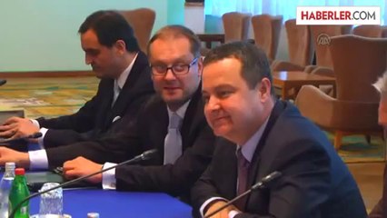 "Sırbistan, demokratik bir ülke olma yolunda"