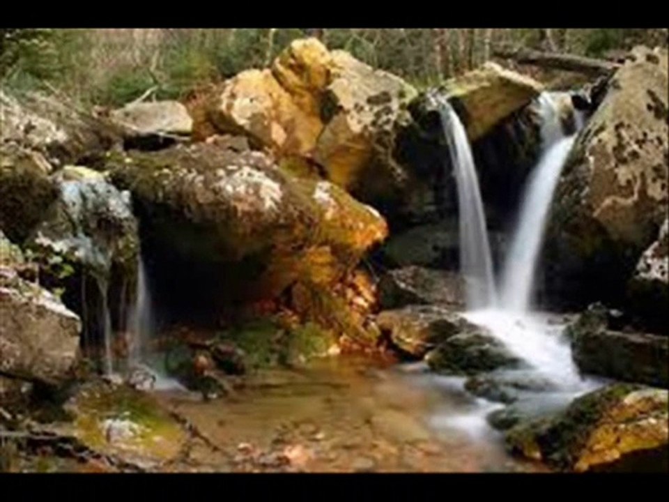 Chanson LA SOURCE