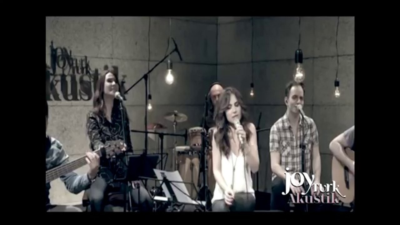 Betul Demir - Dokunmak Istiyorum (JoyTurk Akustik)
