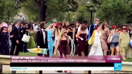 WEB NEWS - USA: Thousands pay tribute to Michael Brown