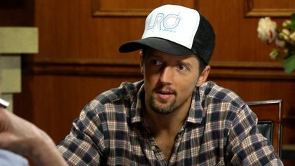 Jason Mraz Keeps His Grammys In His Bathroom