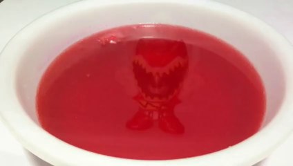 獣電戦隊キョウリュウジャー びっくらたまごをサイダーに入れてみた　kyourenja Bath Ball in Cider