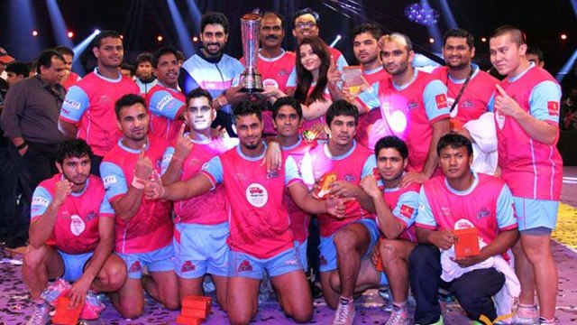 Pro Kabaddi Finale | Abhishek Bachchan, Aishwarya Rai Bachchan