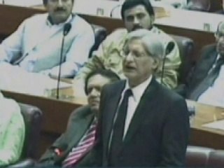 Those yelling inqilab are surrounded by those against whom an inqilab should come: Aitzaz Ahsan
