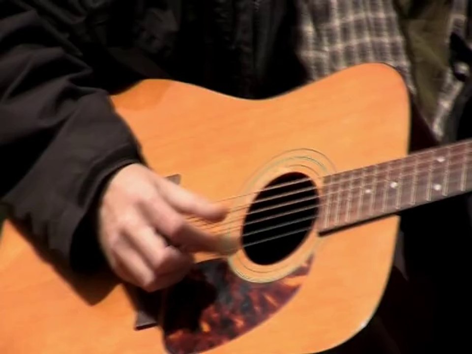 Hurt . VideoClip- Performance
