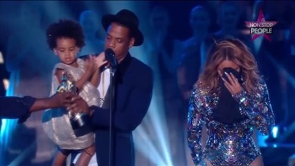 下载视频: Beyoncé et Jay Z plus amoureux que jamais, ils font taire les rumeurs (Photos)