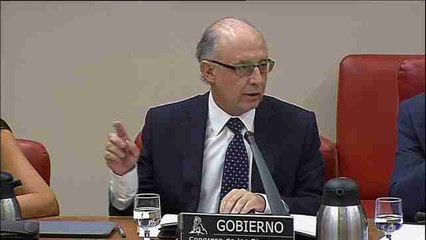 Montoro arremete contra los 30 años de "clandestinidad fiscal" de Pujol