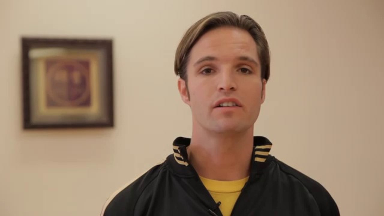 How to Tone Leg Muscles for Guys _ Exercises for the Core & Muscle Tone