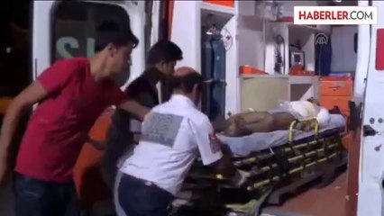 Rakka kentindeki çatışmalarda yaralanan 6 Suriyeli, Şanlıurfa'ya getirildi