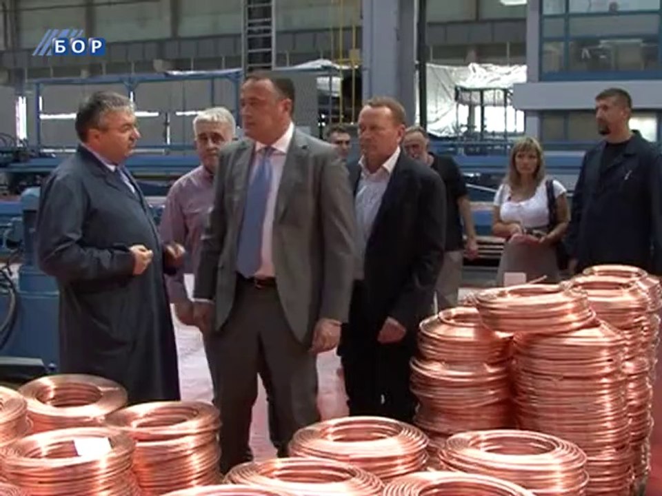 Ministar rudarstva i energetike u Fabrici bakarnih cevi, 02. septembar 2014. (RTV Bor)