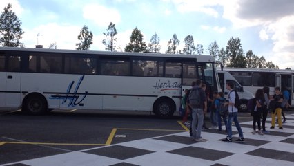 Le ballet des cars scolaires