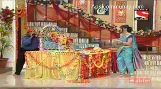 Tu Mere Agal Bagal Hai - 2nd September 2014 pt2