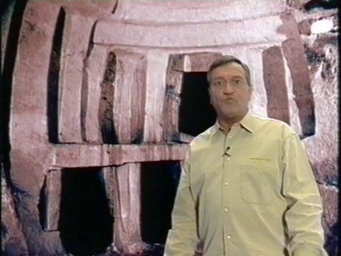 Erich von Däniken - Auf den Spuren der Allmächtigen E04 - Die Insel der Ratsel