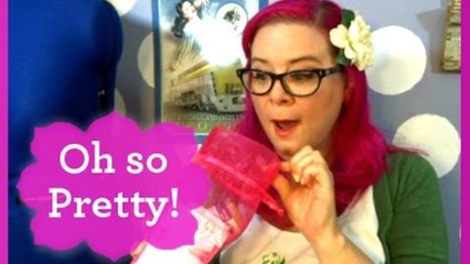 Unboxing Vegan Cuts Beauty Box ~ August 2014
