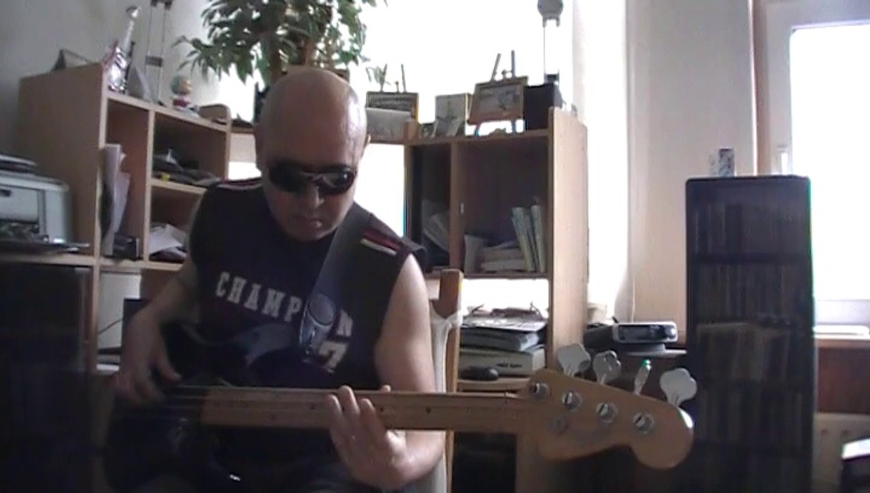 Breezin George Benson Bass cover Bob Roha