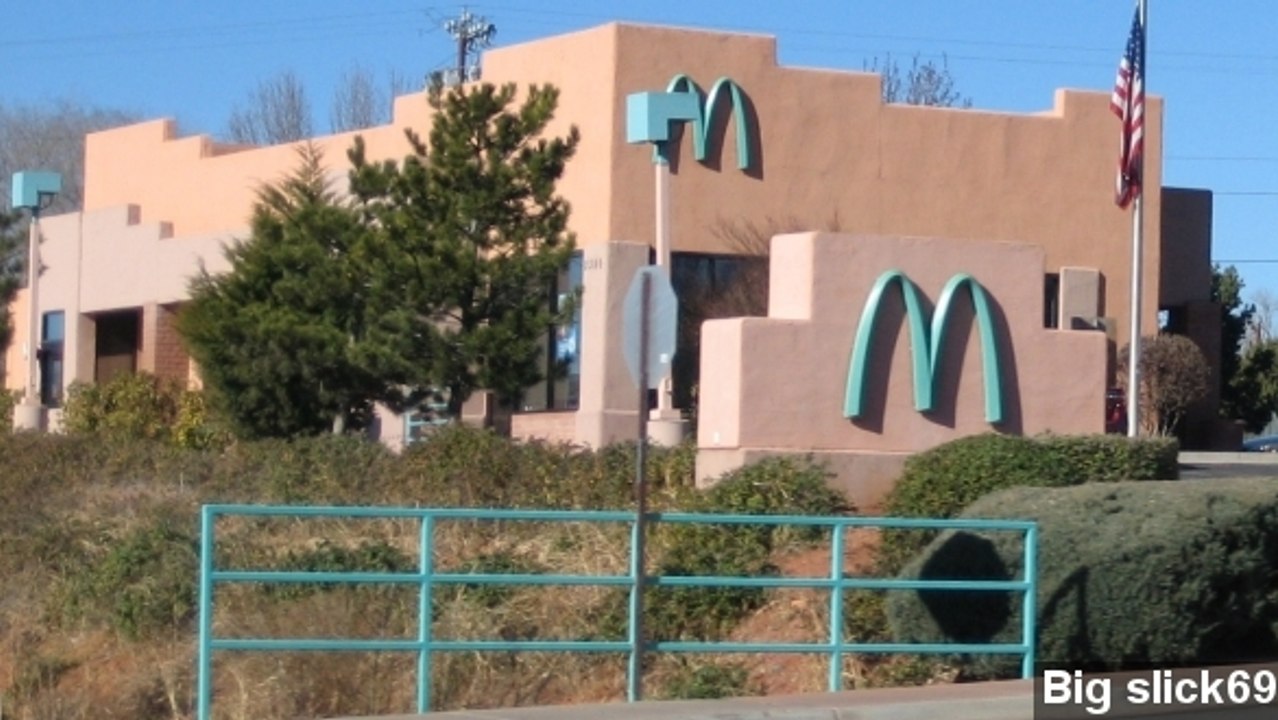 Arizona McDonald's Forced To Turn Golden Arches Turquoise