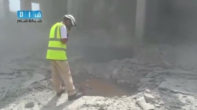 Syrian forces bombard Deir al-Zor