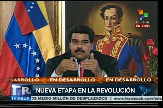 Maduro ratifica a Andrés Izarra como ministro de Turismo