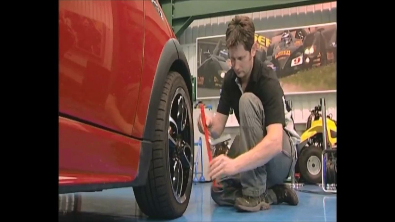 UO40110 & UO10106 - Réglage du parallélisme et réglage de carrossage - www.mecatechnic.com