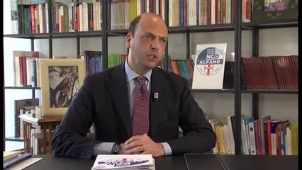 SERMONE ANTISEMITA, ESPULSO L'IMAM