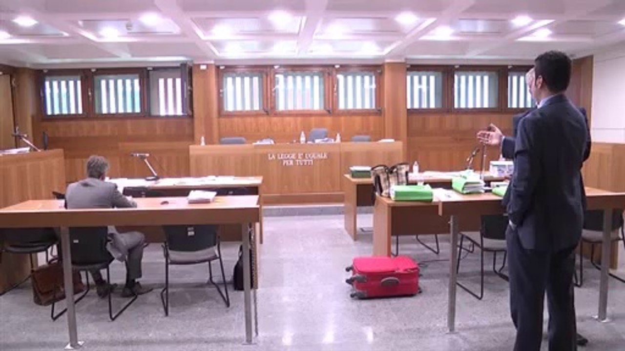 GALAN RESTA IN CARCERE