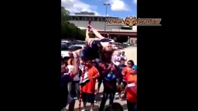 Best Pole Dance Girls FAIL Compilation 2014