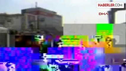 Avcılar'da Üst Geçit Çöktü