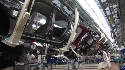 Zukunftsweisende Produktionstechnik beim neuen Golf GTE