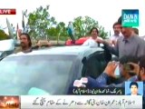 Imran arrives at sit-in in Islamabad